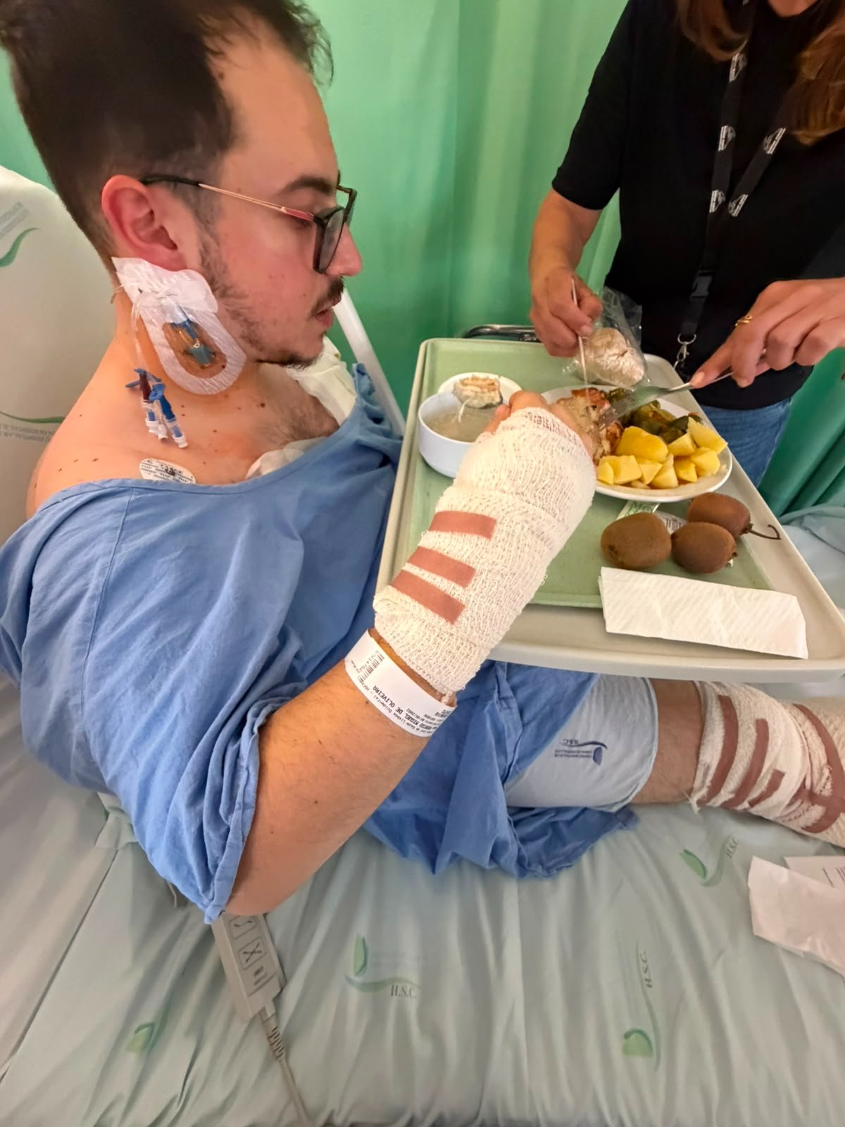 Prosthesis and medical expenses for Rodrigo β photo 2